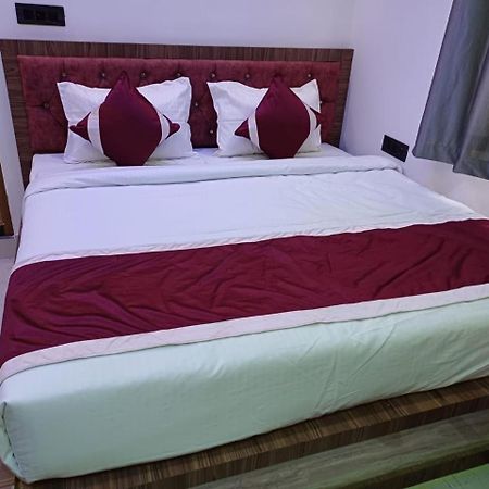Hotel Shri Sai International, Sitamarhi Dumra Екстер'єр фото