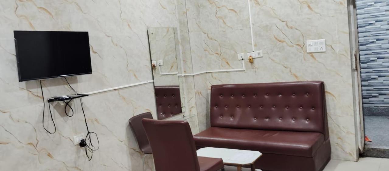 Hotel Shri Sai International, Sitamarhi Dumra Екстер'єр фото