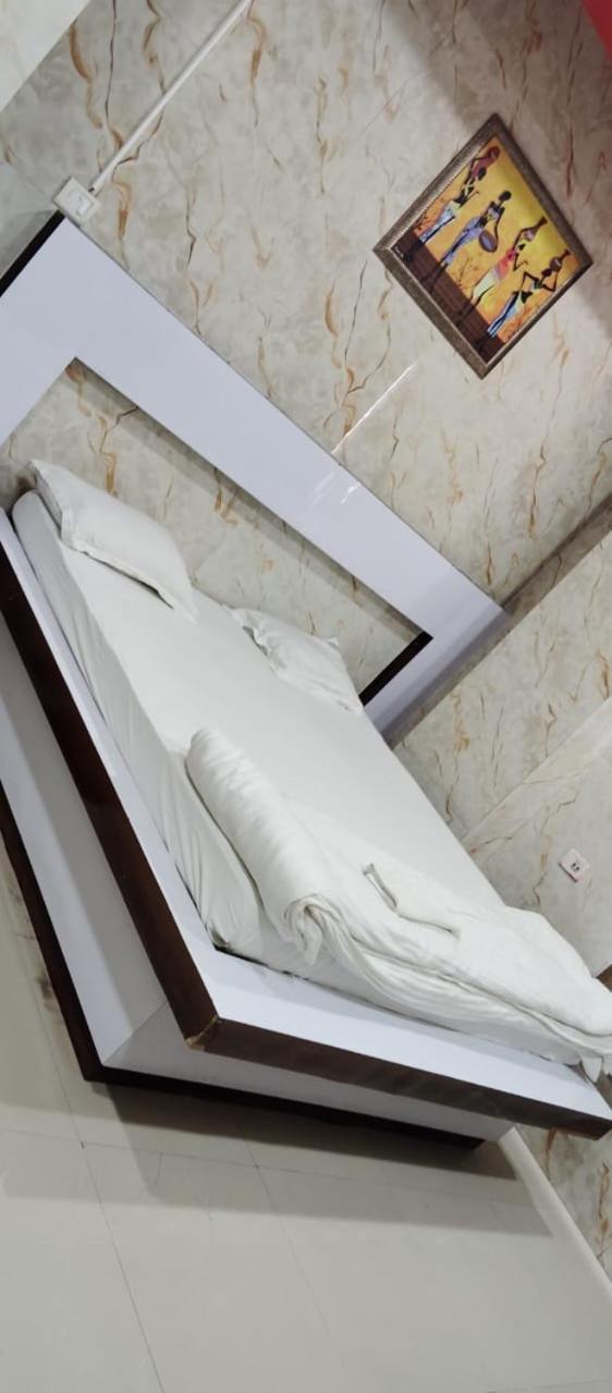 Hotel Shri Sai International, Sitamarhi Dumra Екстер'єр фото