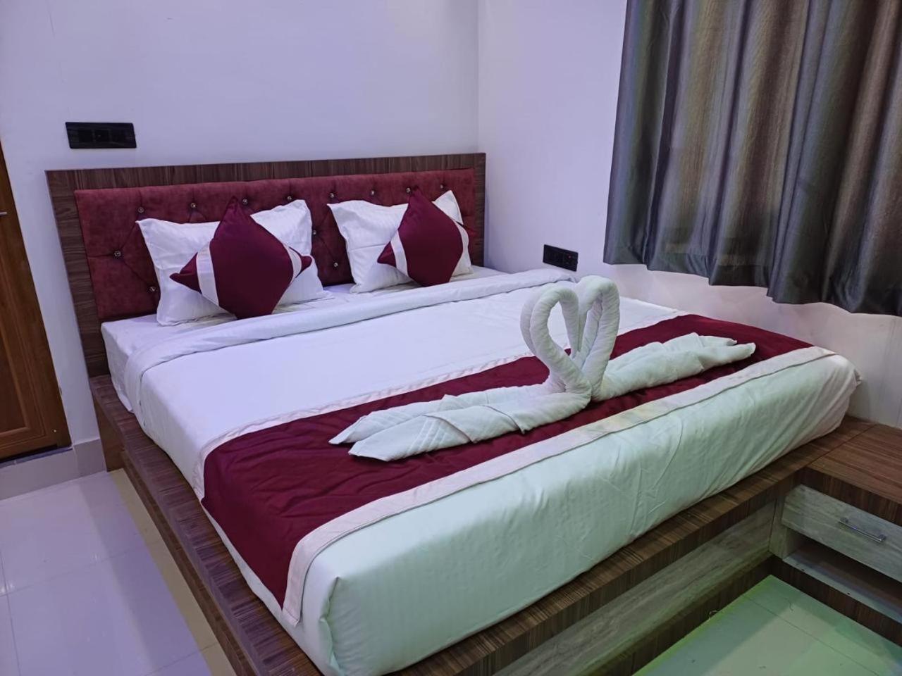 Hotel Shri Sai International, Sitamarhi Dumra Екстер'єр фото