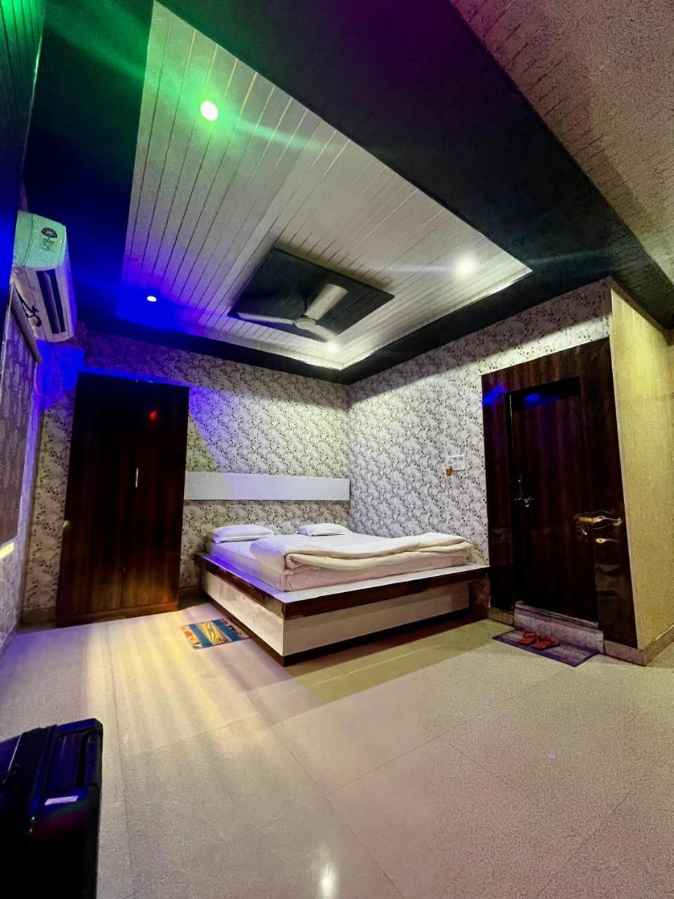 Hotel Shri Sai International, Sitamarhi Dumra Екстер'єр фото